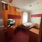 Minaret&etterem Hotel