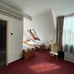 Minaret&etterem Hotel Eger