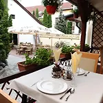 Hotel Minaret&etterem Eger