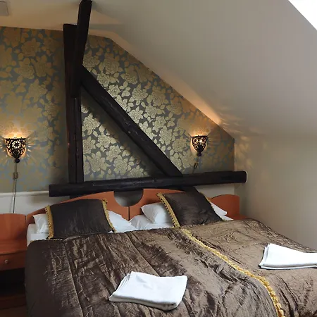 Minaret&etterem Hotel 3*