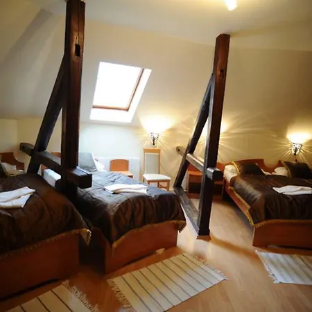 Hotel Minaret&etterem 3*