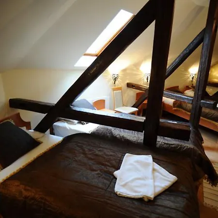 Minaret&etterem Eger